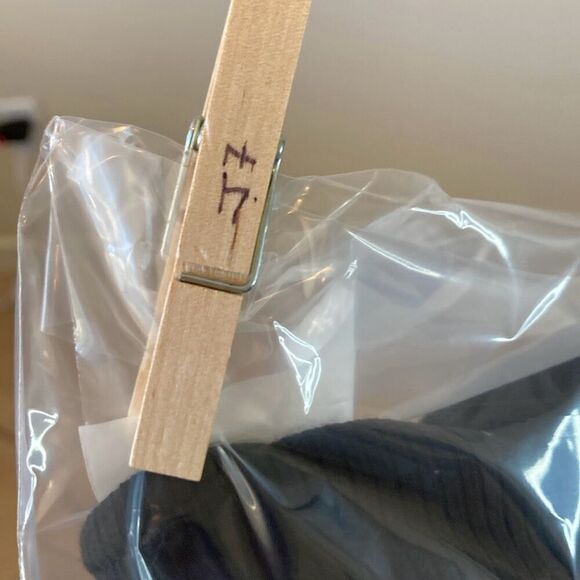 Aqua Cut‎ out top Size Small (J7) - Picture 7 of 7